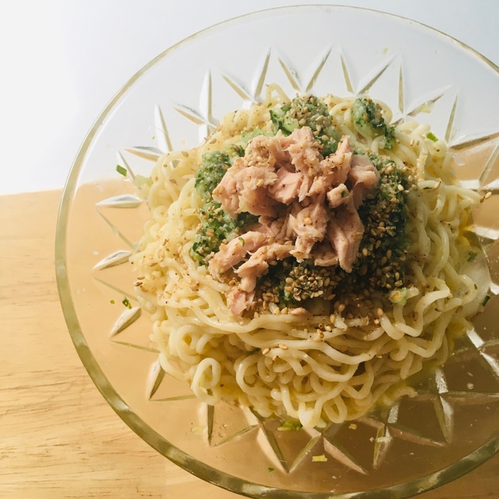 ツナとキュウリで♪冷やしサッポロ一番塩ラーメン